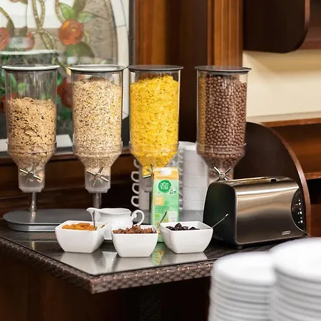 Angela Bed & Breakfast 3*